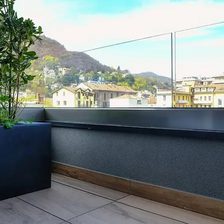 In Centro - By Myhomeincomo Apartment
