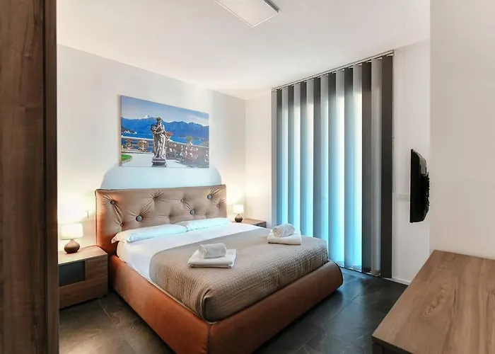 In Centro - By Myhomeincomo شقة كومو